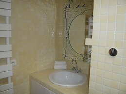 BRIDGESTREET CHAMPS ELYSEES