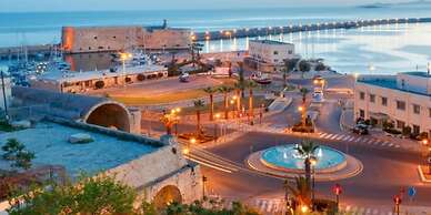 City Center Apartment Project 3 by Creatan Houses