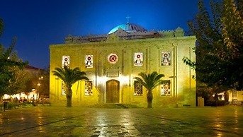 City Center Apartment Project 3 by Creatan Houses