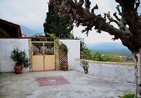 Villa Fragk in Nipiditos Village