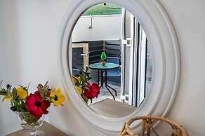 Ariadni Apartment Garden View