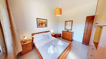 Villa Angelika Two-storey House With Pool for 7