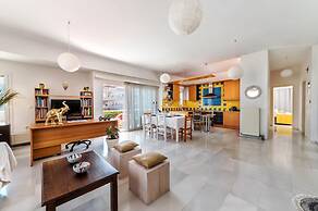 Marele Apartment by Cretan Houses