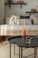 Saint Matthew Central Apartment by Senaon