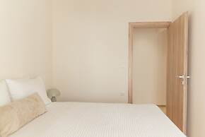 Saint Matthew Central Apartment by Senaon