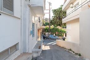 Saint Matthew Central Apartment by Senaon