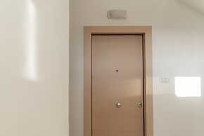 Saint Matthew Central Apartment by Senaon