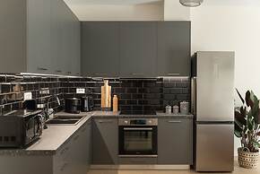 Saint Matthew Central Apartment by Senaon