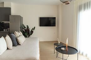 Saint Matthew Central Apartment by Senaon