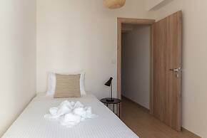 Saint Matthew Central Apartment by Senaon