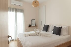 Saint Matthew Central Apartment by Senaon