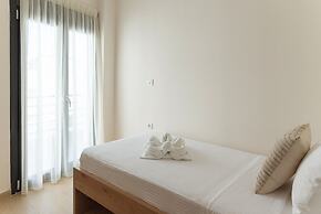 Saint Matthew Central Apartment by Senaon