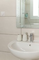 Saint Matthew Central Apartment by Senaon