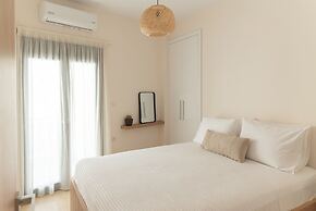 Saint Matthew Central Apartment by Senaon