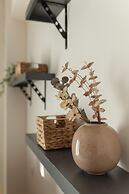 Saint Matthew Central Apartment by Senaon