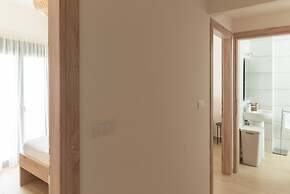 Saint Matthew Central Apartment by Senaon