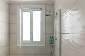 Saint Matthew Central Apartment by Senaon