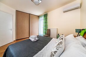 Rania s Sweet Home City Center