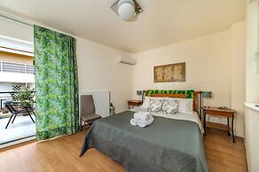 Rania s Sweet Home City Center