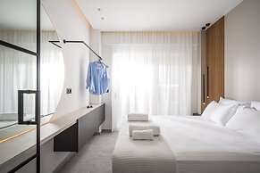 Senaon Urban Living Euphoria With Jacuzzi