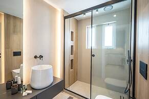 Senaon Urban Living Euphoria With Jacuzzi