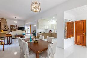 Amazing Villa Chrysanthi With Private Pool