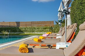 Amazing Villa Chrysanthi With Private Pool