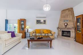 Amazing Villa Chrysanthi With Private Pool