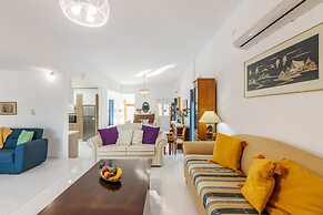 Amazing Villa Chrysanthi With Private Pool