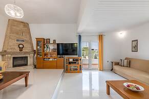 Amazing Villa Chrysanthi With Private Pool