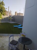 Mela s Home Agioi Deka