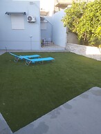 Mela s Home Agioi Deka