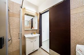 Mela s Home Agioi Deka