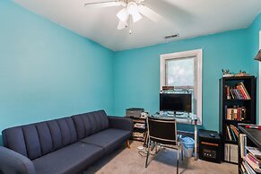 Charming Family Retreat With Scenic Views 3 Bedroom Home