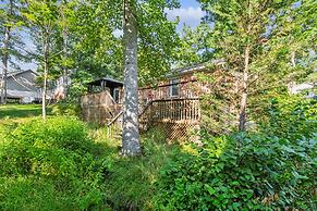 Charming Family Retreat With Scenic Views 3 Bedroom Home