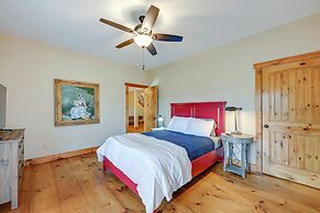 Sapphire Valley Resort Cabin w/ Fireplaces + Grill
