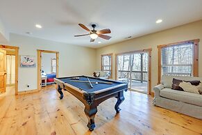 Sapphire Valley Resort Cabin w/ Fireplaces + Grill