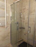 New, Complete Equipped Apartment With Spa, Indoor Pool and Parking Pla