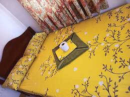 Room-aremen Transient, the no Hassle and