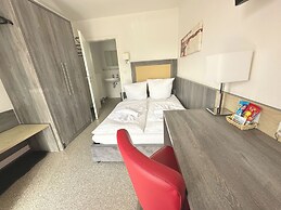 Sunny Hotel Regenstauf