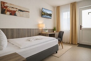 Sunny Hotel Regenstauf
