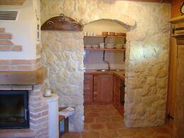 Vineyard cottage Med vinogradi