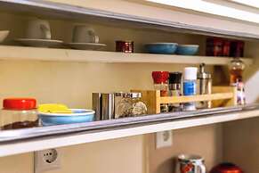 Acropolis 5 Hills 1st FLR Aprt