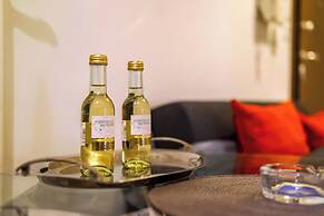 Acropolis 5 Hills 1st FLR Aprt