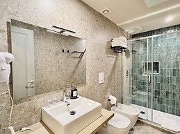 HoneyComb GuestHouse