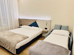 HoneyComb GuestHouse