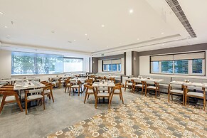Lemonridge Hotels IDPL Balanagar