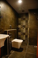 Lemonridge Hotels IDPL Balanagar