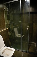 Lemonridge Hotels IDPL Balanagar