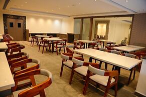 Lemonridge Hotels IDPL Balanagar